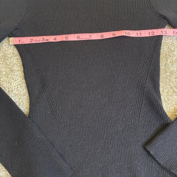 Abercrombie and Fitch Soft AF Ribbed Black Sweater Bodysuit Women’s Medium - Picture 6 of 8